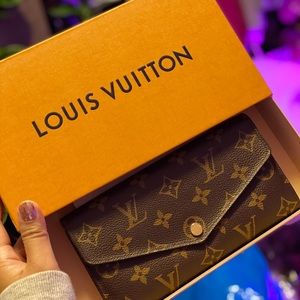 Louis Vuitton monogram wallet